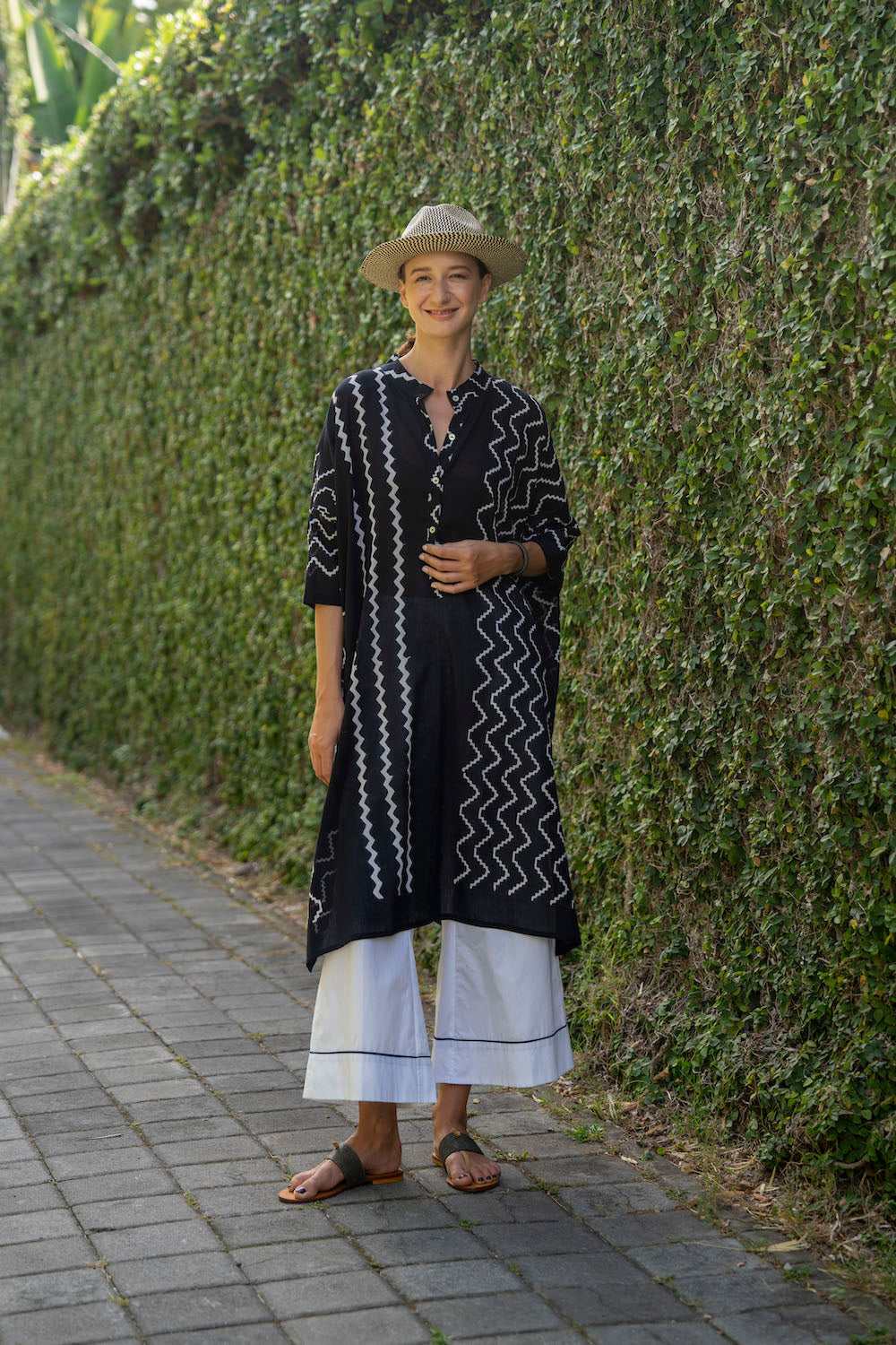 Tara Kaftan - Block Print Black