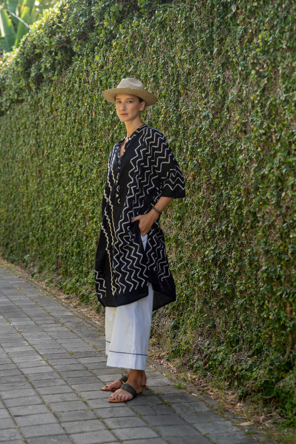 Tara Kaftan - Block Print Black