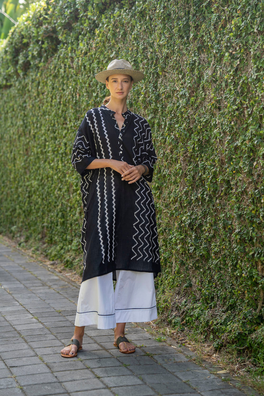 Tara Kaftan - Block Print Black