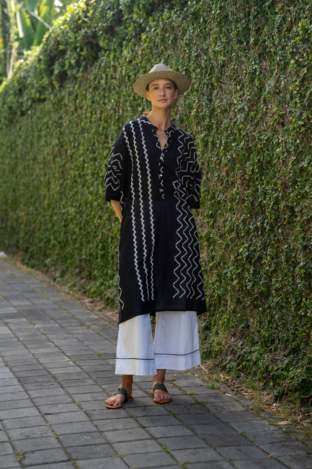 Tara Kaftan - Block Print Black