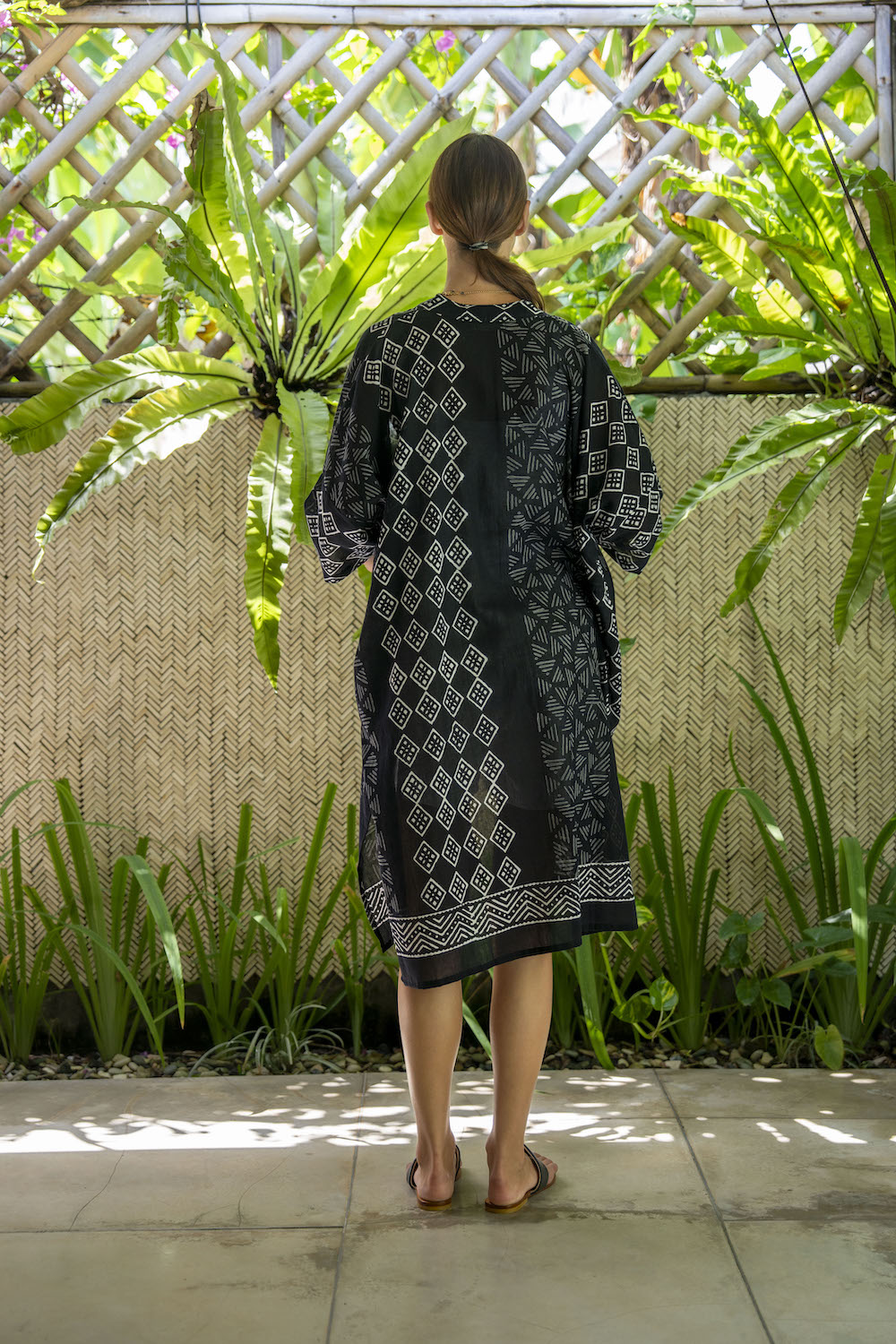 Tara Outer - Block Print Black